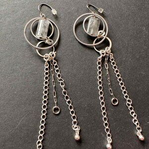 Bundle of 4 earrings